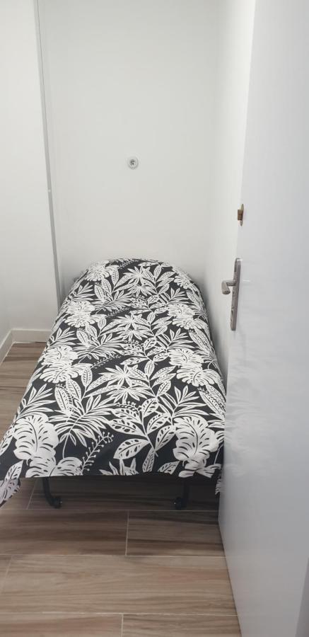 Bonito Piso Metro Barrio Del Pilar, Plaza Padron Apartment